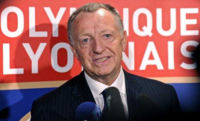 Francia, il Senato non approva l’emendamento sulla ripresa del campionato. Aulas: “È anticostituzionale” article-post