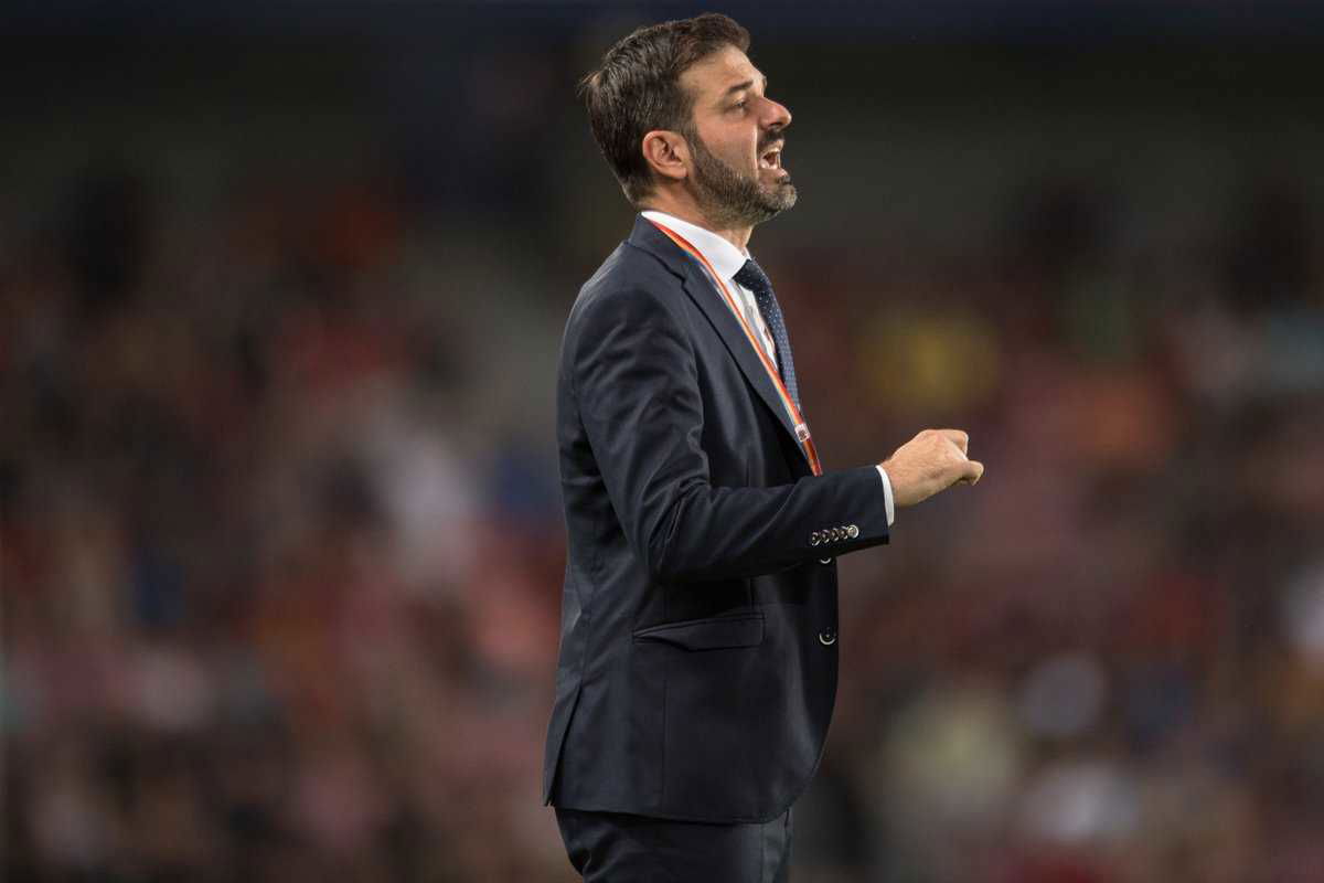 Stramaccioni sbotta, esordio amaro e senza interprete in Iran: “Una mancanza di rispetto!” article-post