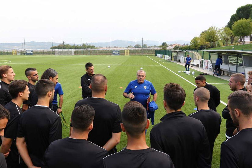 Cesena, primo allenamento per Castori. La foto preview