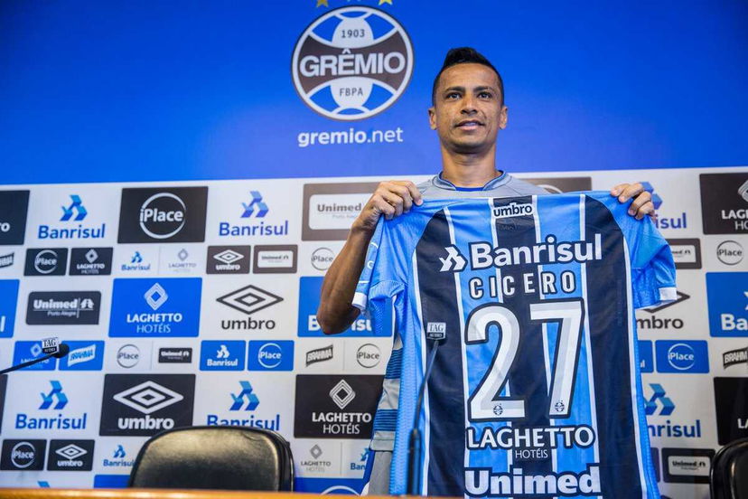 Ufficiale: Gremio, acquistato l’ex Wolfsburg Cicero preview