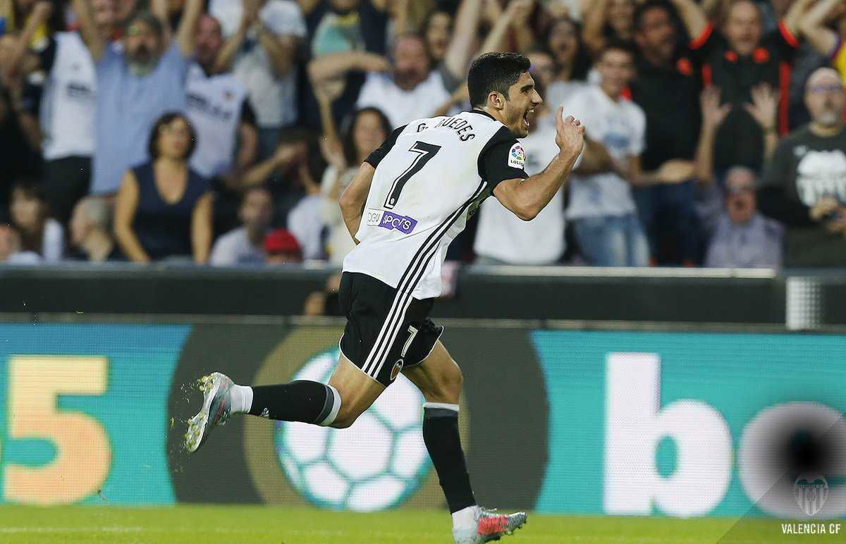 GUEDES, VELOCITÀ E TALENTO PER LA VIOLA article-post