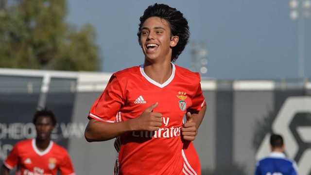 Dall’Inghilterra: Benfica, Joao Felix nel mirino del West Ham. La smentita del club lusitano preview