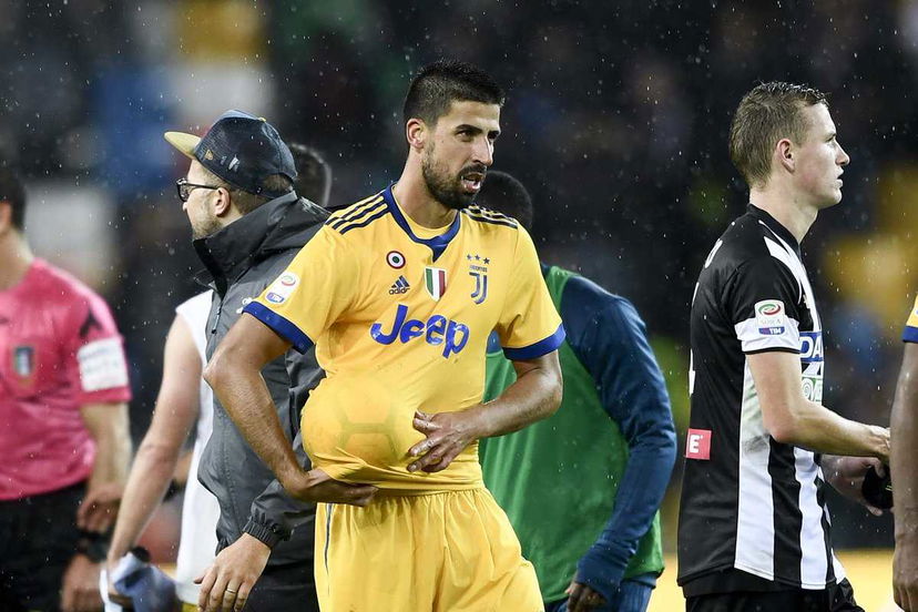 Khedira: “Emre Can? Lo prenderei al volo. Io sono ancora affamato e rinnoverei subito” preview