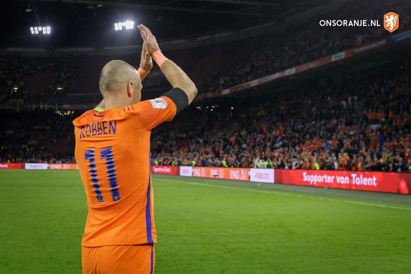 L’ultimo (doppio) sigillo e poi l’addio: Robben lascia la Nazionale orange. Nel segno di Advocaat preview