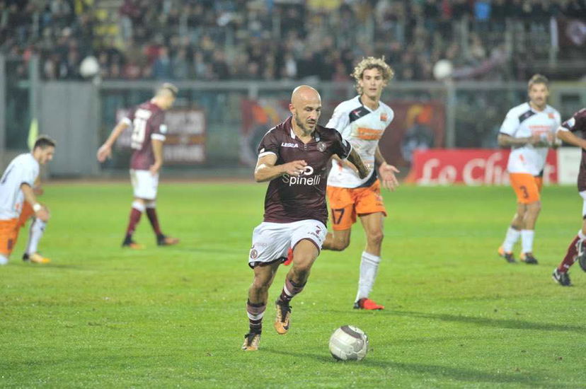 Ufficiale: Livorno, c’è il rinnovo di Valiani preview