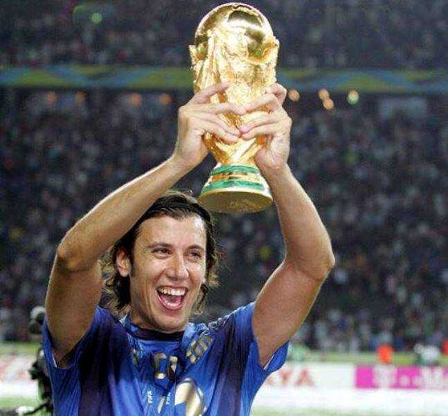 Zaccardo: “Tornare a Bologna sarebbe da favola. CR7 e Messi? Io ho vinto il Mondiale…” preview