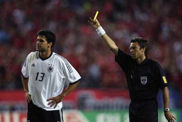 Il provocatore: “Ballack sull’Italia? Rosica dal 2006, tante delusioni in carriera” preview