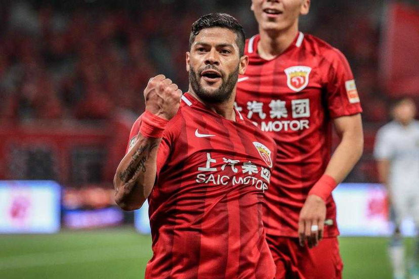 Shanghai SIPG, Hulk annuncia: “Lascio la mia compagna per mettermi con sua nipote” preview