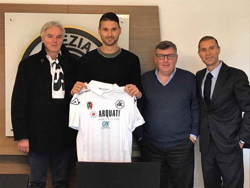 Un altro portiere allo Spezia, ora è ufficiale: arriva Manfredini preview