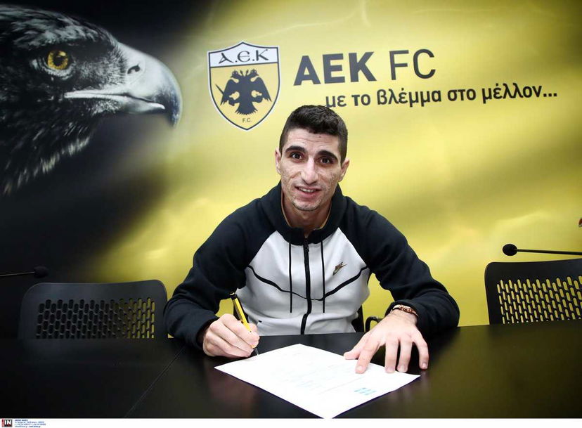 Capitan Mantalos si rompe il crociato: l’Aek Atene gli rinnova il contratto fino al 2022. È ufficiale preview