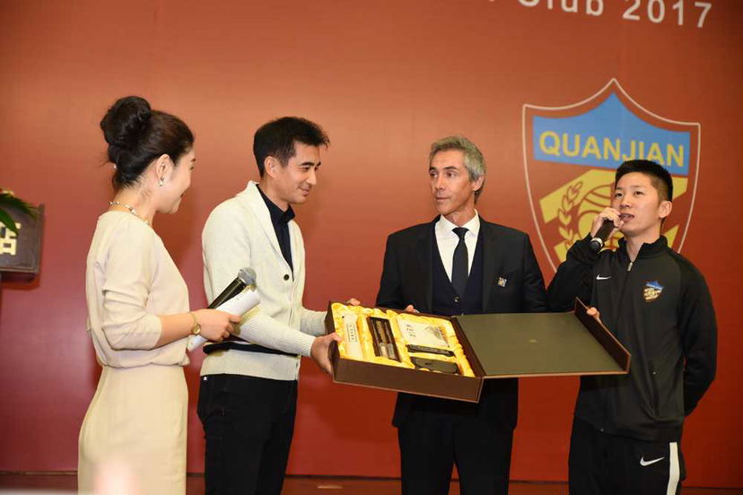 Ora è ufficiale: Paulo Sousa nuovo allenatore del Tianjin. E Cannavaro… preview