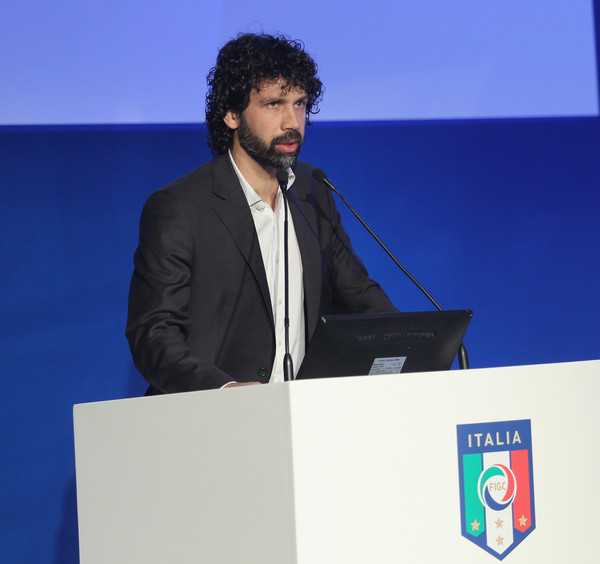 Tommasi: “Ieri riunione surreale, mi sono autoespulso. Ho avuto la conferma che…” preview