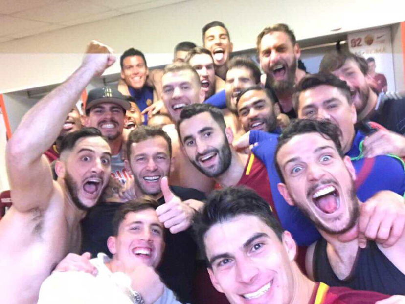 Il derby è giallorosso, gioia Roma negli spogliatoi: il video di Perotti preview