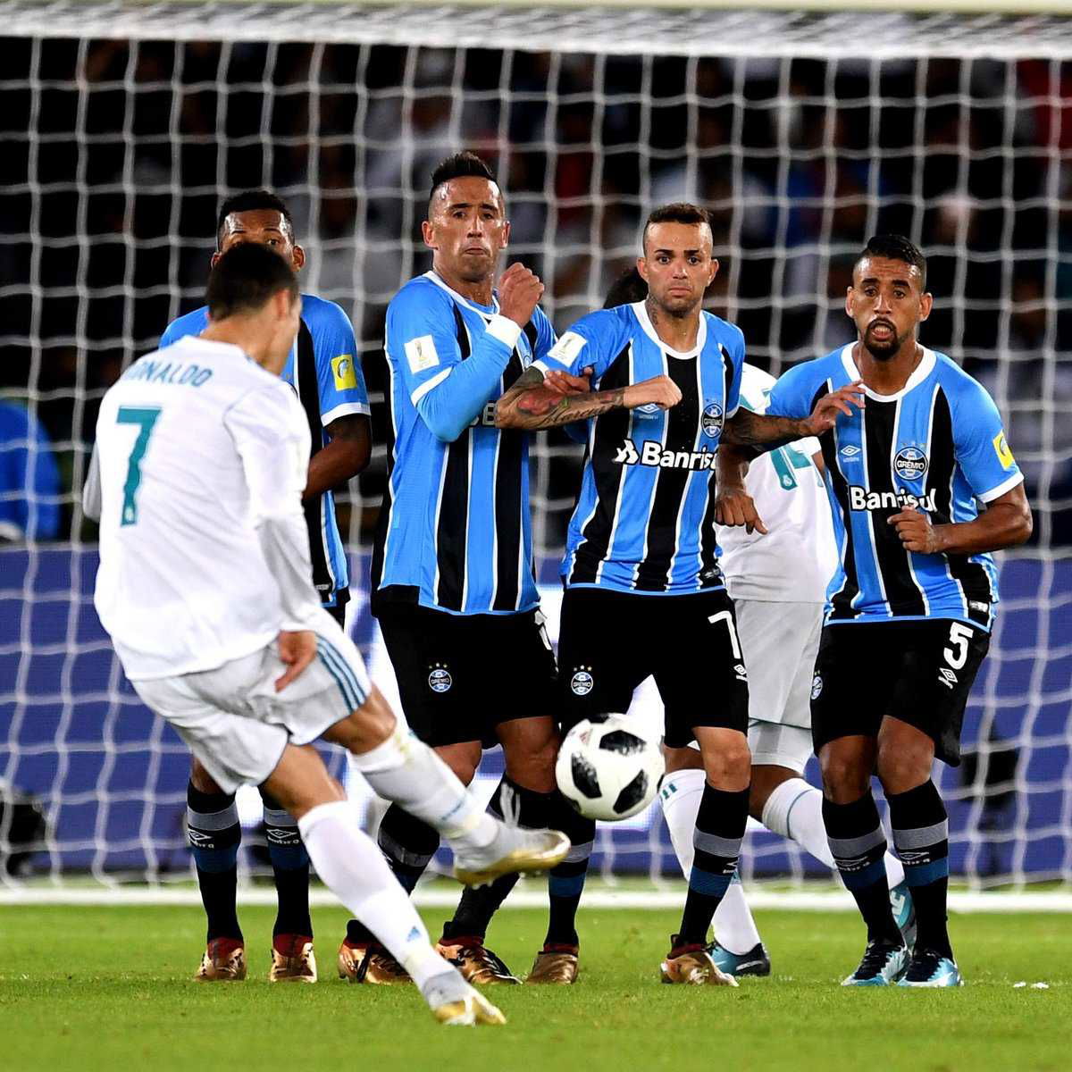 Real ancora sul tetto del mondo, decide sempre lui: CR7 article-post