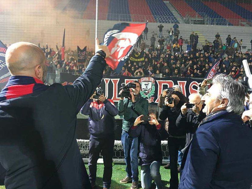 Crotone, Zenga si presenta: “Grandissima opportunità, accoglienza meravigliosa. Nicola ha fatto cose straordinarie, io spero…” preview