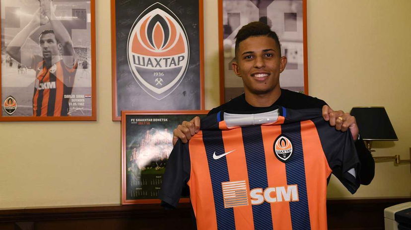 Fiorentina, Barone: “Oggi avremo un incontro con gli agenti di Dodò” preview