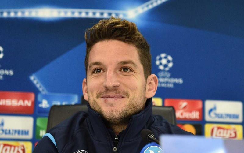 Mertens conferenza Champions League Foto Twitter Napoli