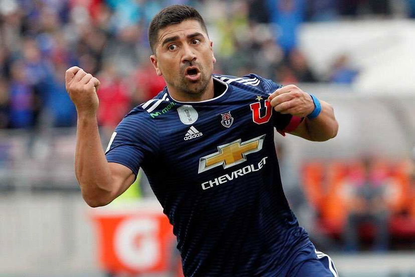 Pizarro l’intramontabile, a 38 anni rinnova con l’Universidad de Chile preview