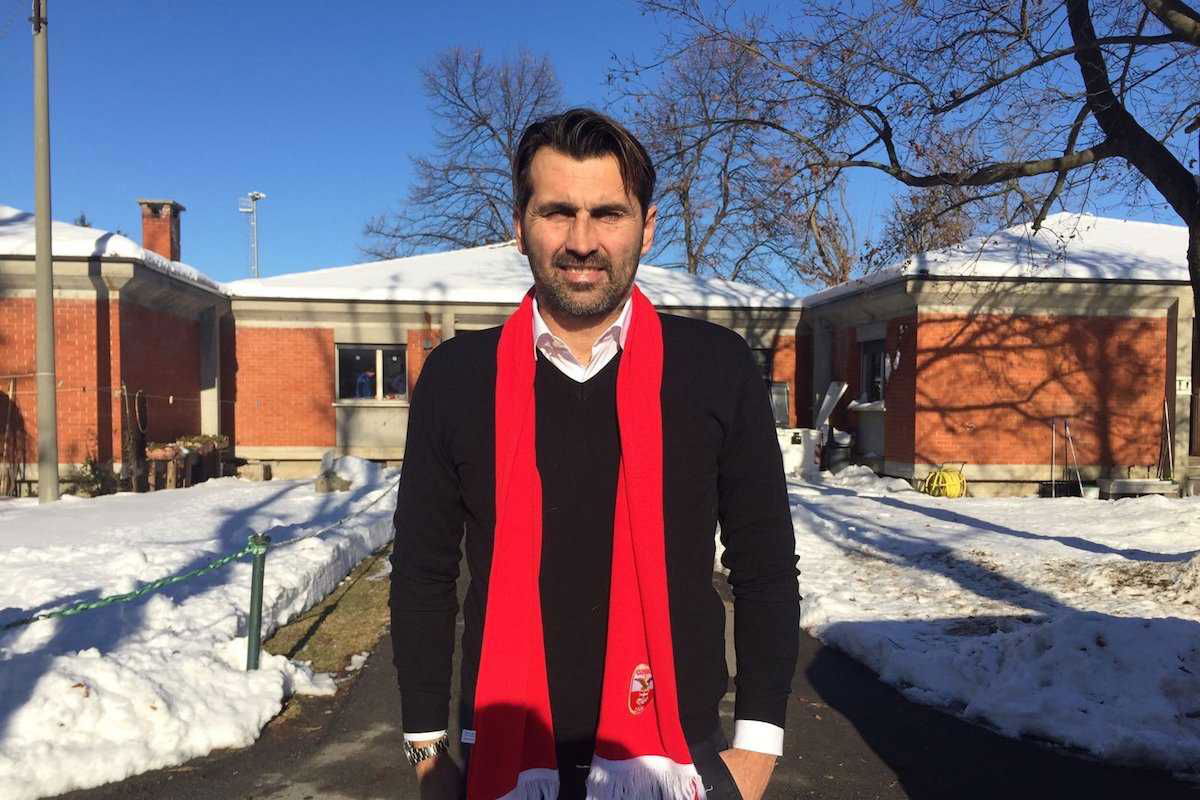 Il Novara annuncia il nuovo tecnico con un rebus: panchina affidata a William Viali. Ecco il tweet article-post