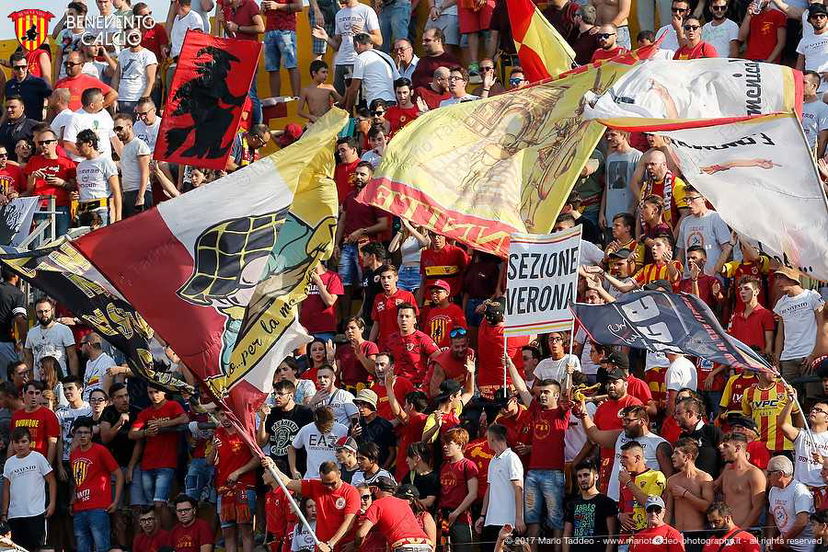Benevento, comunicato della curva sud: “Indegni, mercenari e femminucce. Vada in campo la Primavera” preview