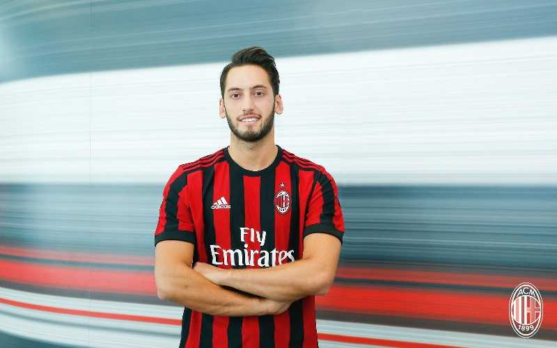 Sport Bild: Milan, Calhanoglu piace a Galatasaray e Fenerbahce preview