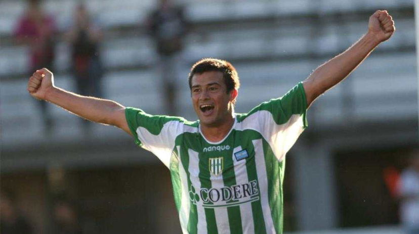 Ufficiale: Banfield, c’è il rinnovo di capitan Cvitanich preview