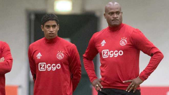 Ufficiale: Ajax, panchina affidata ad interim ai due ex flop Milan Reiziger e Bogarde preview