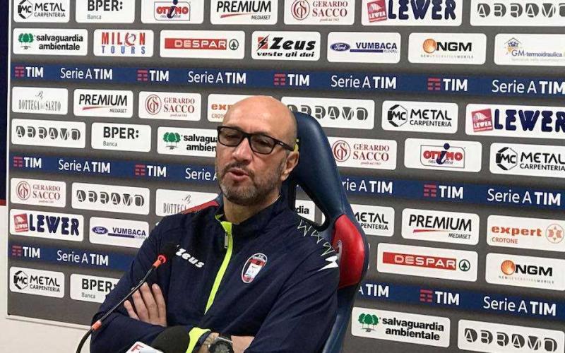 facebook crotone