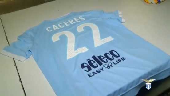 Lazio, Caceres ha scelto il numero 22. La foto preview