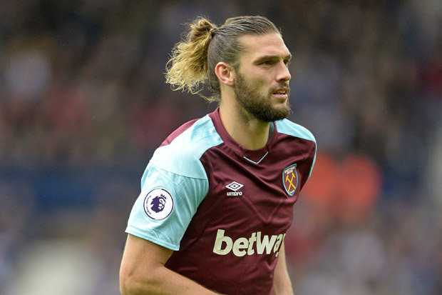 Dall’Inghilterra: West Ham, respinto il tentativo del Chelsea per Carroll preview