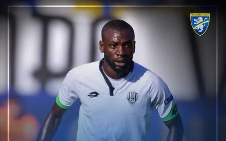Koné annuncio Frosinone Twitter