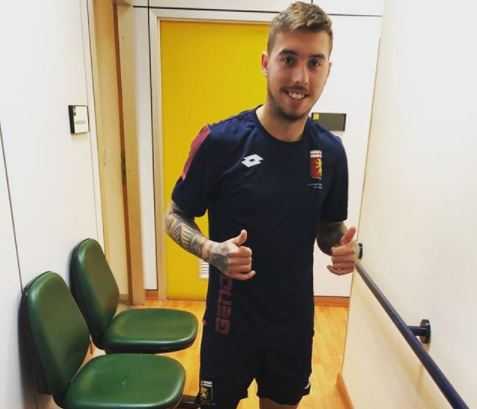 Genoa, ecco Medeiros: prima foto in maglia rossoblù preview