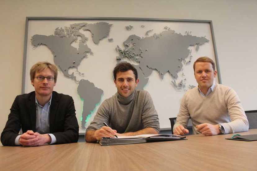 Ufficiale: Mehmedi al Wolfsburg. Contratto fino al 2022 preview