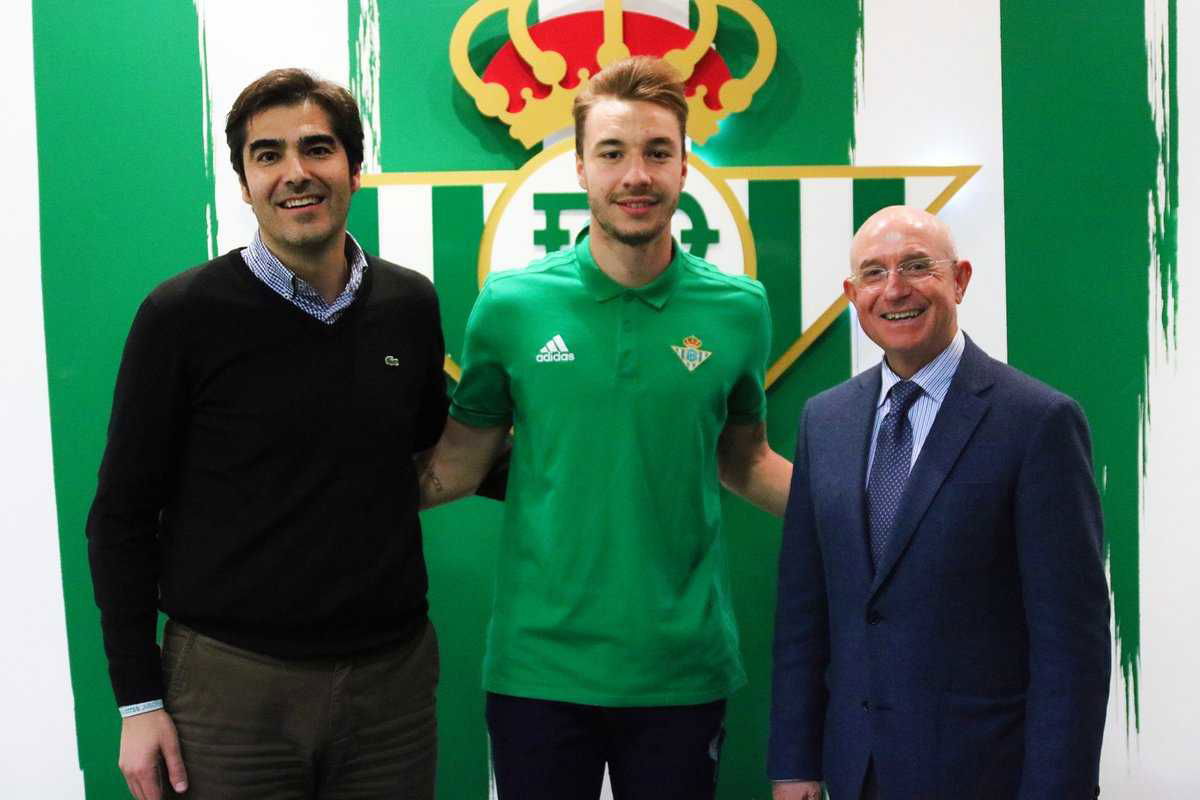 Ufficiale: Betis-Moron, avanti fino al 2021 article-post