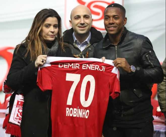 Sivasspor, ecco Robinho: contratto fino al 2019 e maglia numero 70 preview