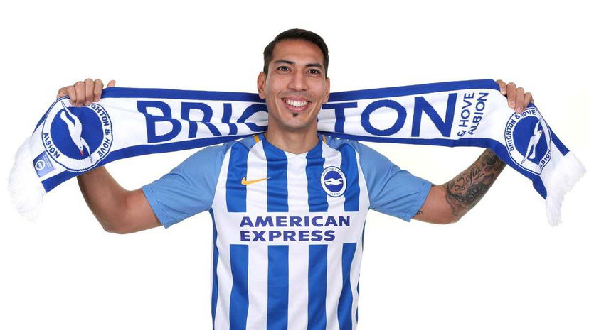 Ufficiale: Brighton, dal Leicester arriva Ulloa preview