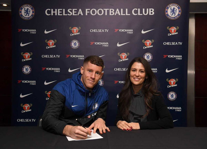 Ora è ufficiale: Ross Barkley è un nuovo giocatore del Chelsea. Contratto fino al 2023 preview