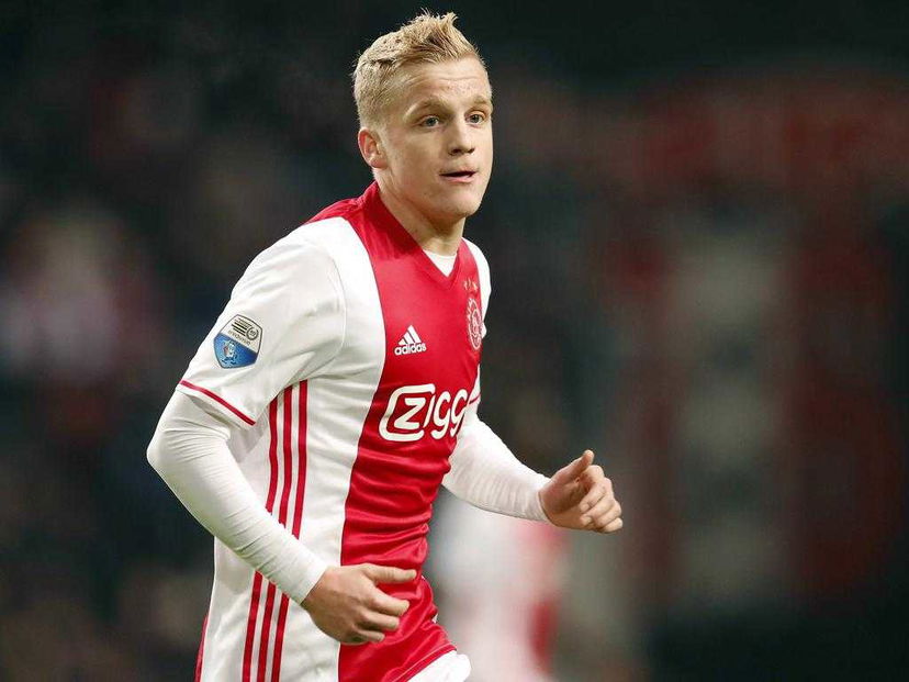 Van de Beek: “Il Real Madrid mi vuole, ma in questo momento penso solo all’Ajax” preview