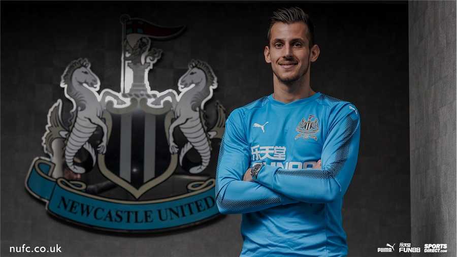 Ufficiale: Newcastle, preso Dubravka. Mitrovic in prestito al Fulham article-post
