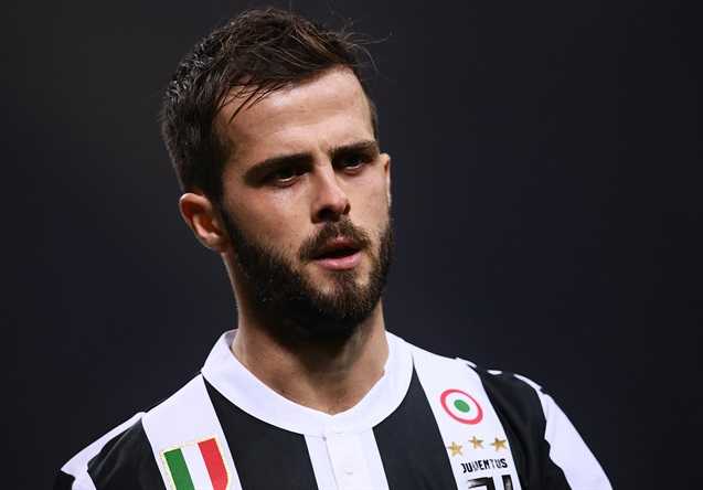 Pjanic Foto besthqwallpapers