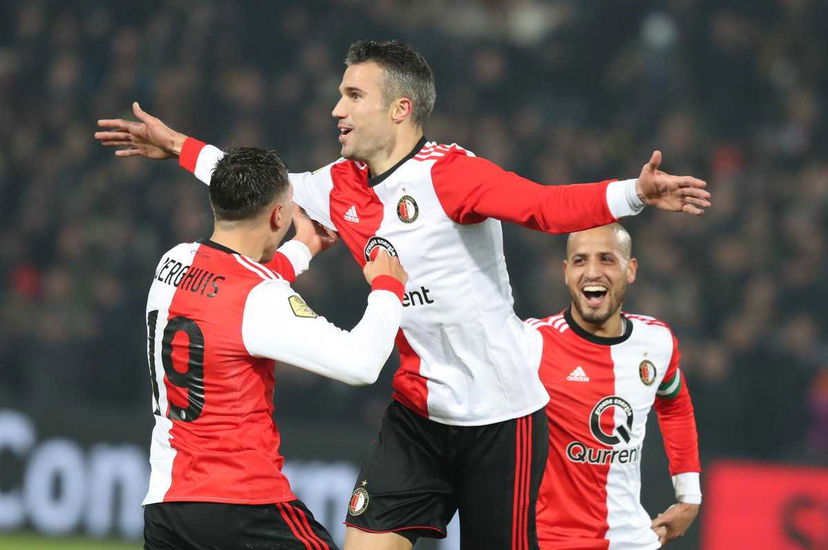 Ufficiale: Van Persie ha rinnovato con il Feyenoord fino al 2024 preview