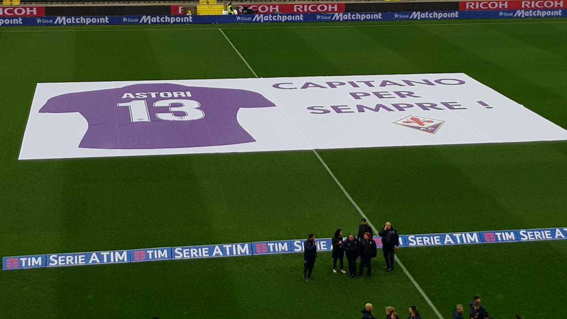 Fiorentina, striscione sul prato del Franchi: “Capitano per sempre” preview