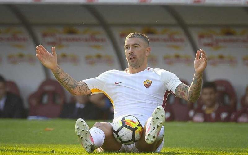 Kolarov vs Toro Foto Roma Twitter