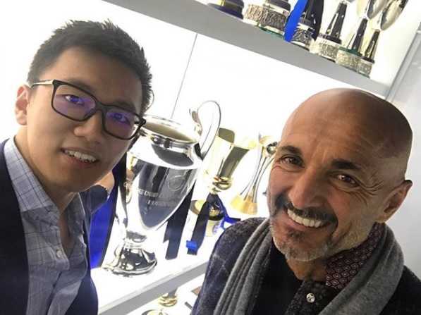 Zhang su Instagram: “Grazie Spalletti, un allenatore, un insegnante e un amico” preview