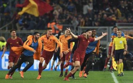 Manolas
