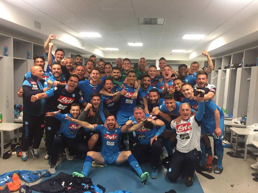 Napoli, impazza la festa negli spogliatoi dello Stadium. Il video preview