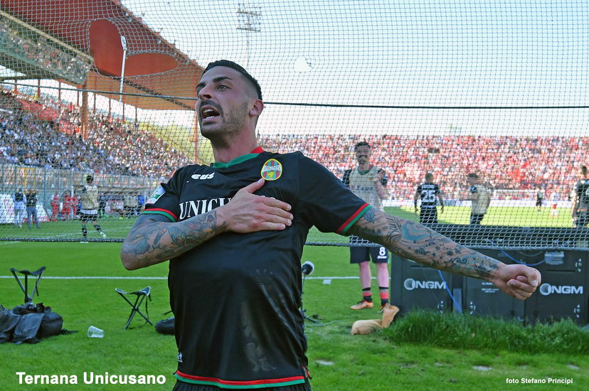 LA LUNGA GAVETTA, LA RINASCITA E I NUMERI DA URLO: MONTALTO, L’EROE DI TERNI preview