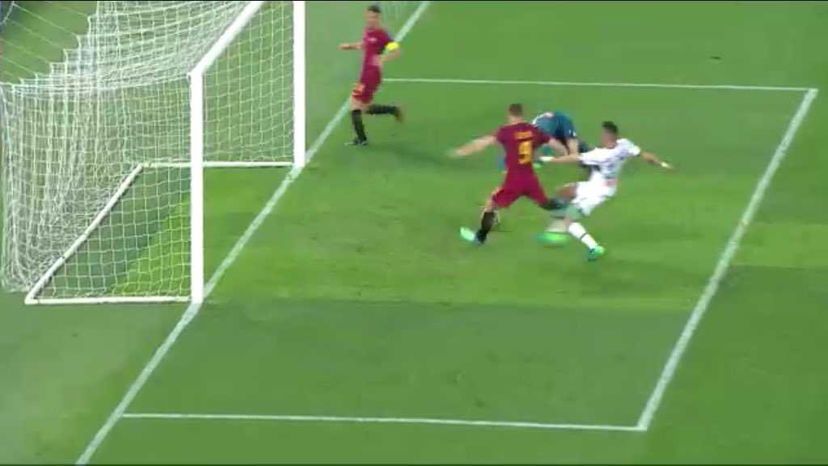 Lite Dzeko-Florenzi a fine partita, Strootman funge da paciere preview