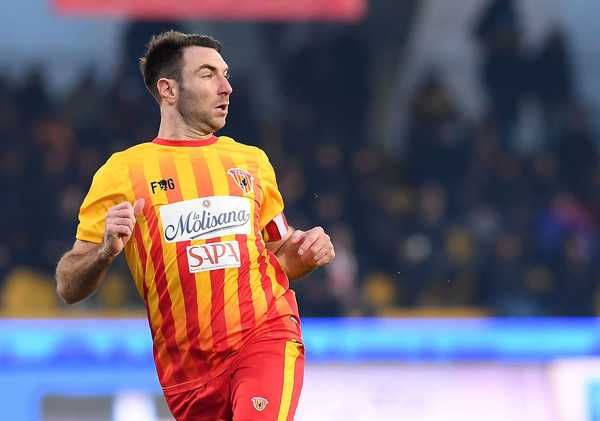 Lecce, preso il difensore Lucioni dal Benevento. La nota article-post