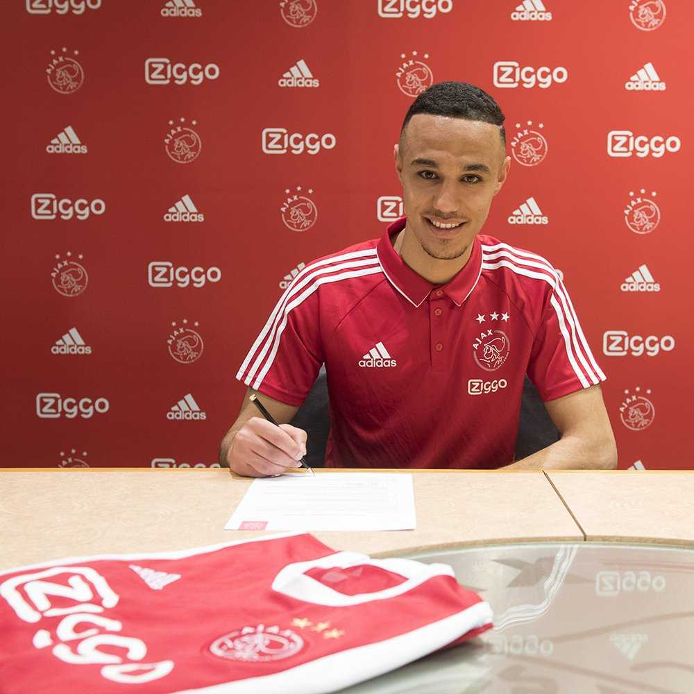 Ufficiale: Ajax-Mazraoui, avanti fino al 2021 article-post